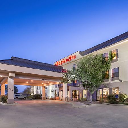 Hampton Inn Wichita-East Esterno foto