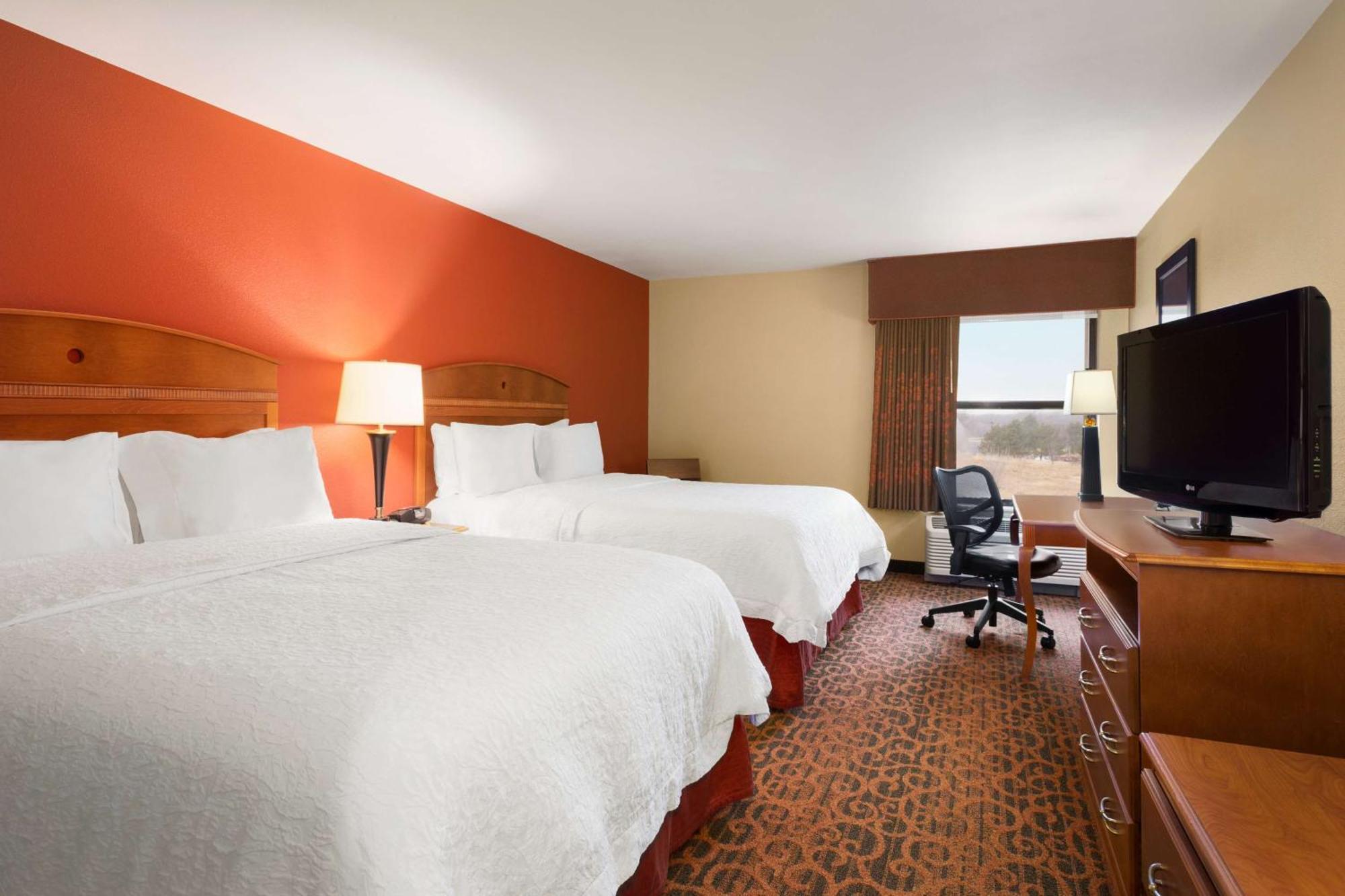 Hampton Inn Wichita-East Esterno foto
